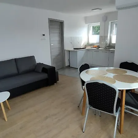 Ii Na Slonku Apartment *